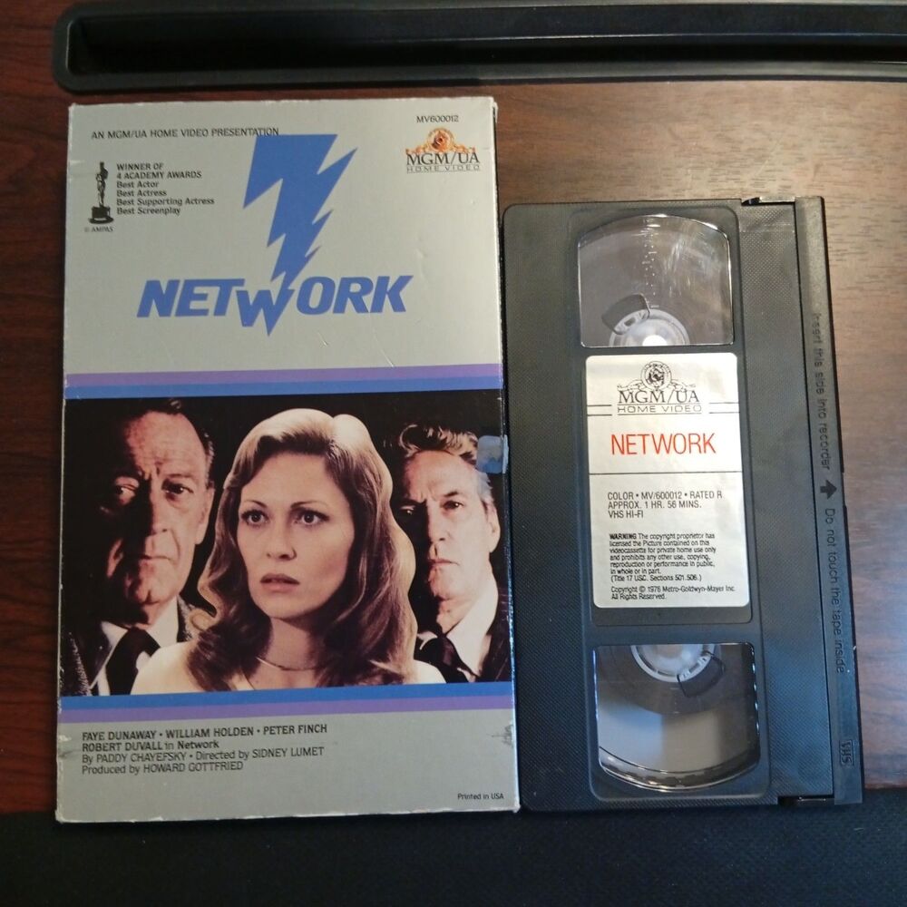 Vintage Network Big Box 1976 VHS Faye Dunaway William Holden Robert Duvall MGM